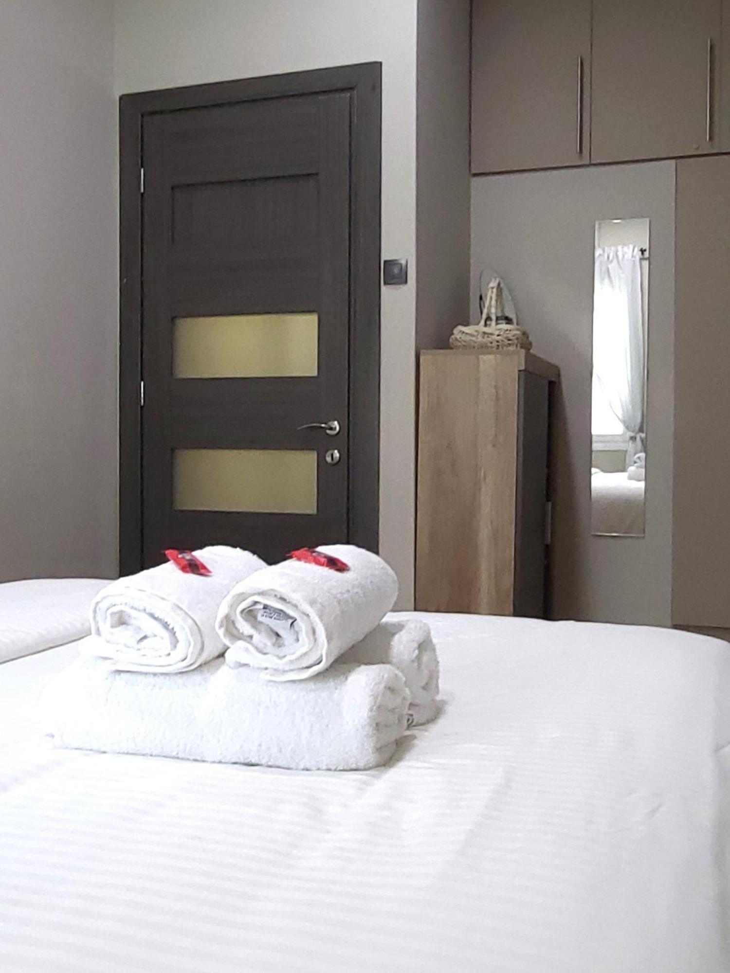 “Zeus”, Stylish Luxury Business Suite In The Heart Of Athens. Atenas Exterior foto